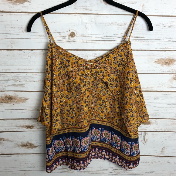 Lily White Tops - LILY WHITE OFF THE SHOULDER TOP!